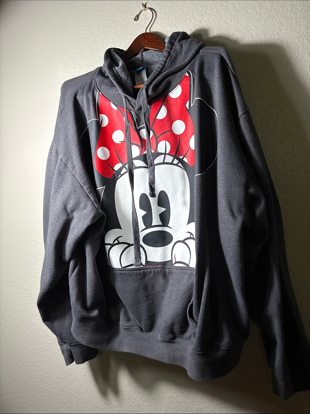 Disney Minnie Mouse Pullover Hoodie - Black and Red